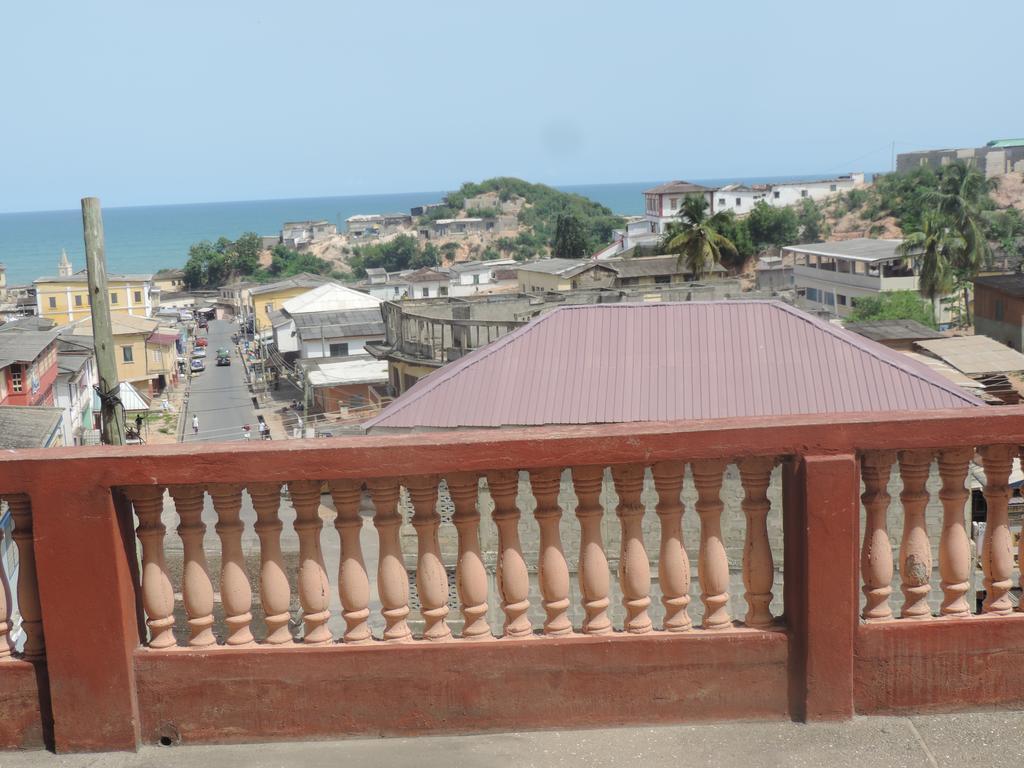 Is Guest House Cape Coast Exterior photo