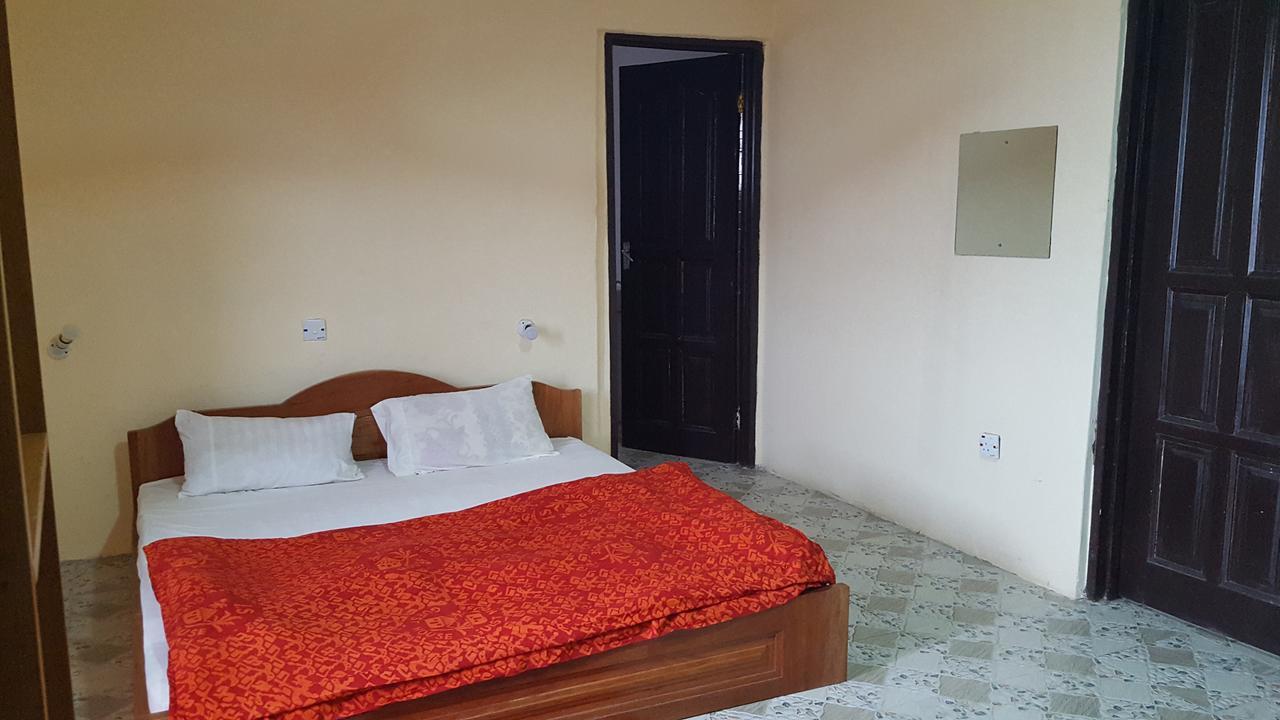 Is Guest House Cape Coast Exterior photo