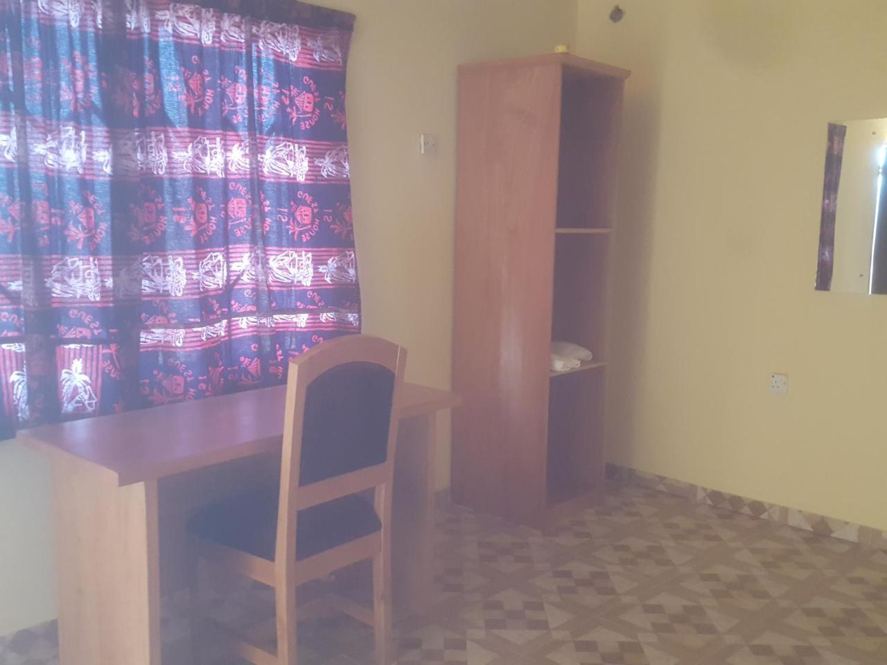 Is Guest House Cape Coast Exterior photo